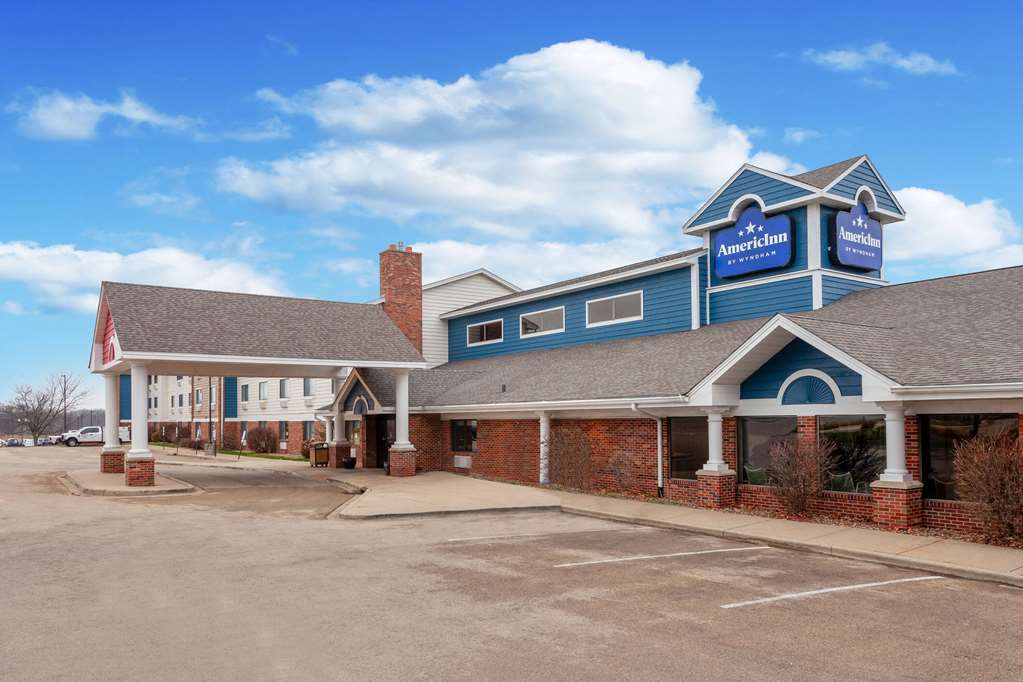 Americinn By Wyndham Peoria — Peoria