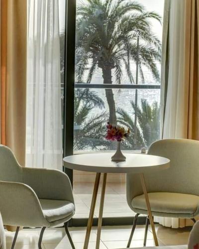 Sea view hotel - last minute hotel in Aqaba