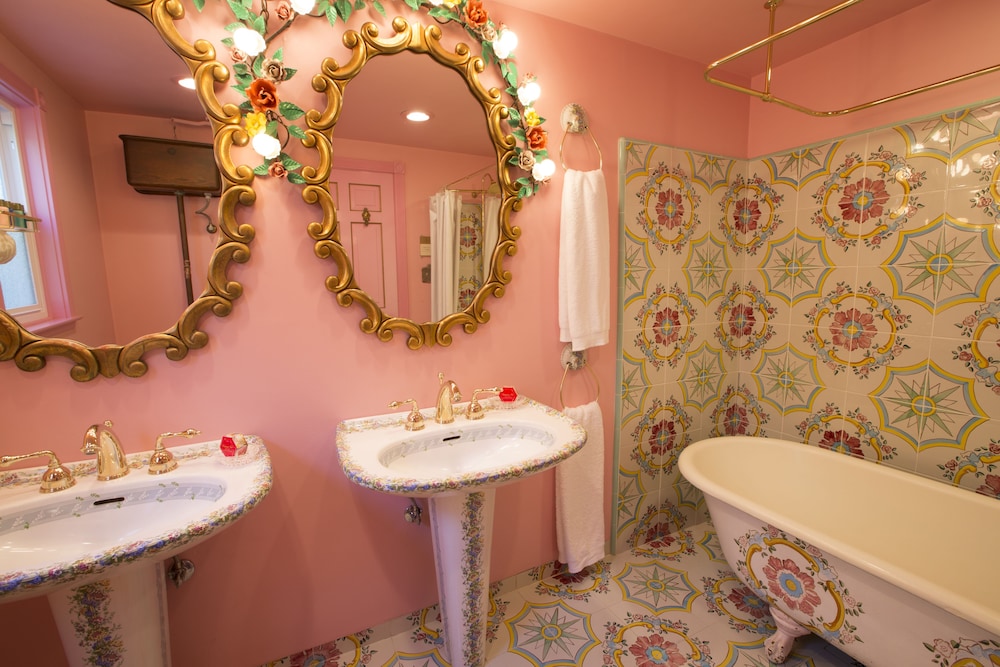 Madonna Inn - photo 238