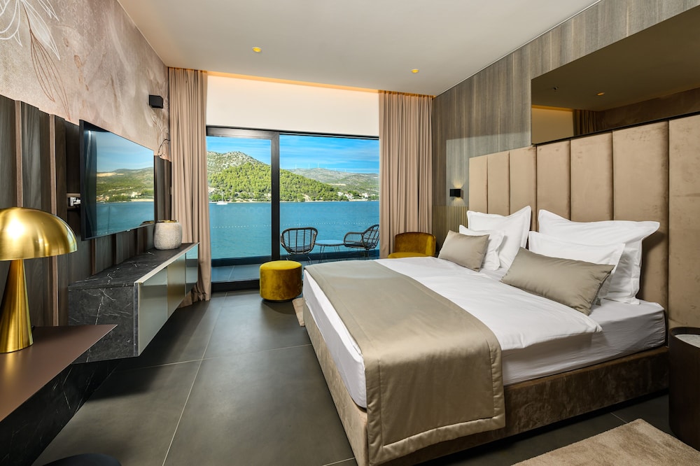 Marinus Beach Hotel in Marina, Croatia