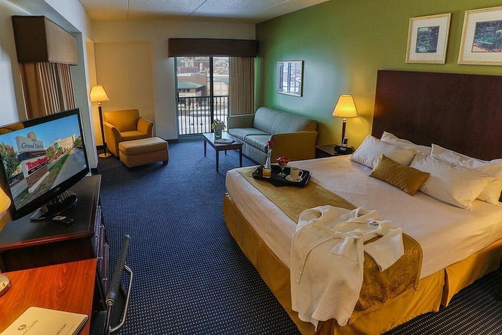 Grand Harbor Resort and Waterpark - photo 16