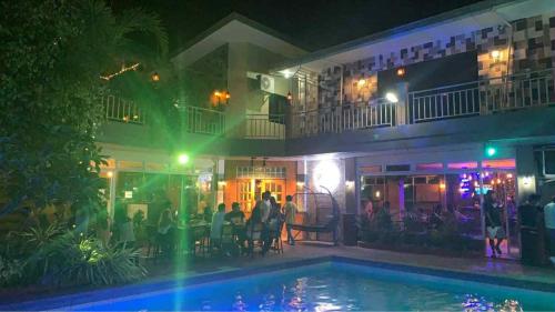 Tres Marias’ Garden Resort Resto and Sports Bar