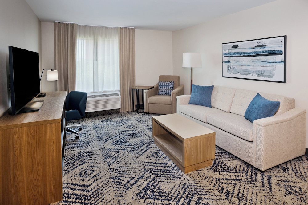 Candlewood Suites Dothan by IHG - photo 20
