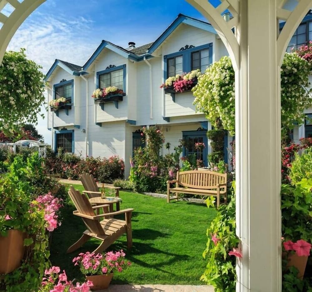 Mill Rose Inn — Half Moon Bay — photo 3