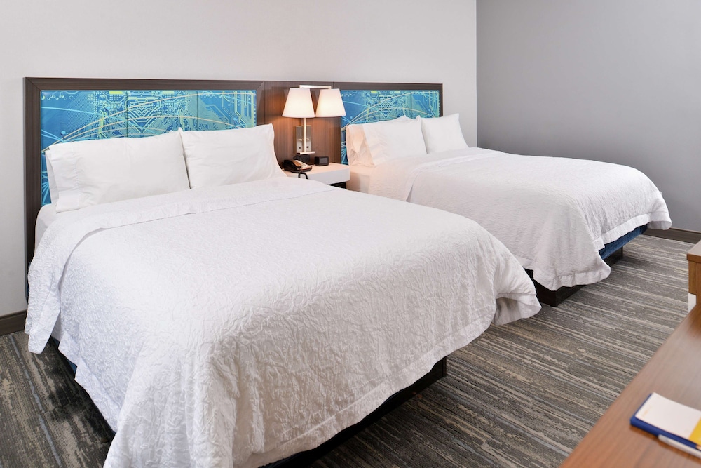Hampton Inn & Suites St. Paul Oakdale Woodbury - photo 14