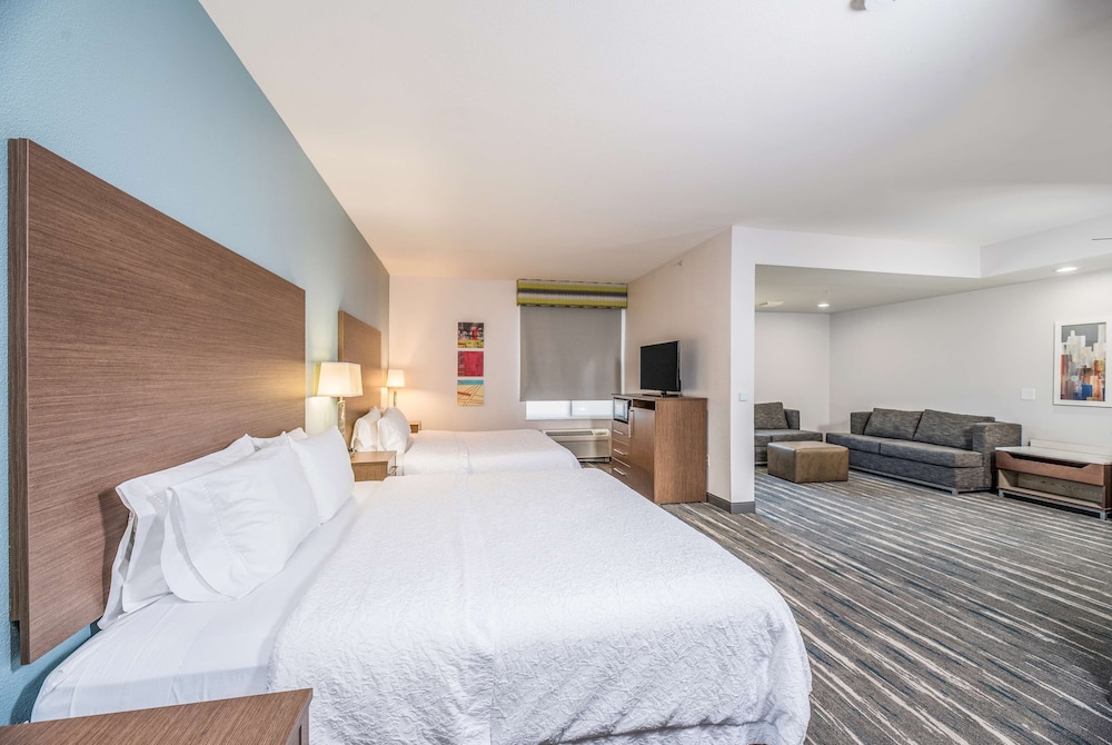 Hampton Inn Oakland Hayward - photo 15