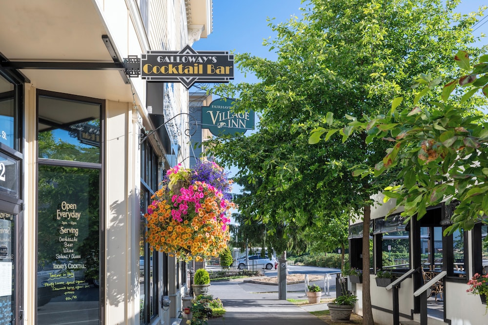 Fairhaven Village Inn - photo 80