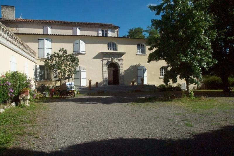 Le Clos Des Ca Dres — La Rochefoucauld — photo 4