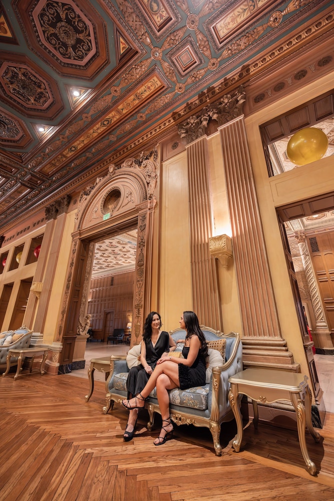 The Biltmore Los Angeles - photo 2