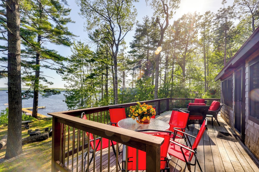 Waterfront Maine Vacation Rental With Private Dock 19220176 — Orono