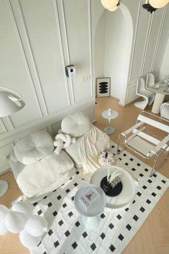 Dooga Ins Dreamspace L37 Seaview Projector 1 6pax — 4-Star Luxury Hotel in Johor Bahru, Malaysia