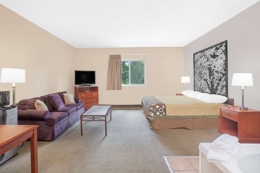 Super 8 by Wyndham Central City - photo 15