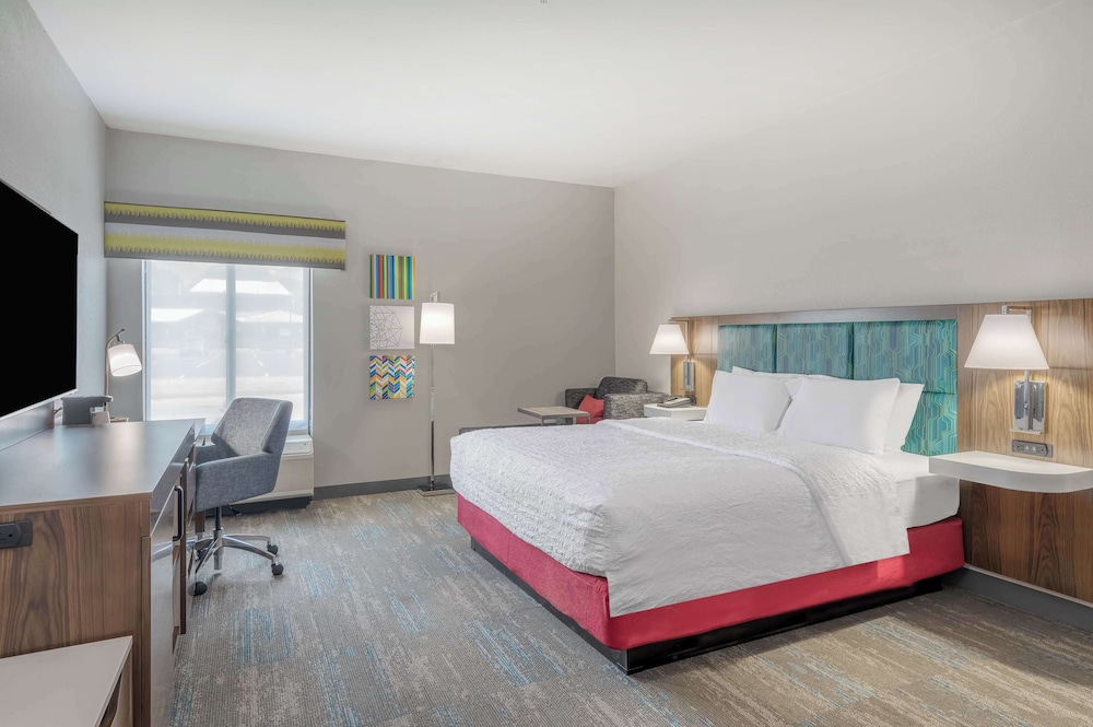 Hampton Inn New Philadelphia - photo 8