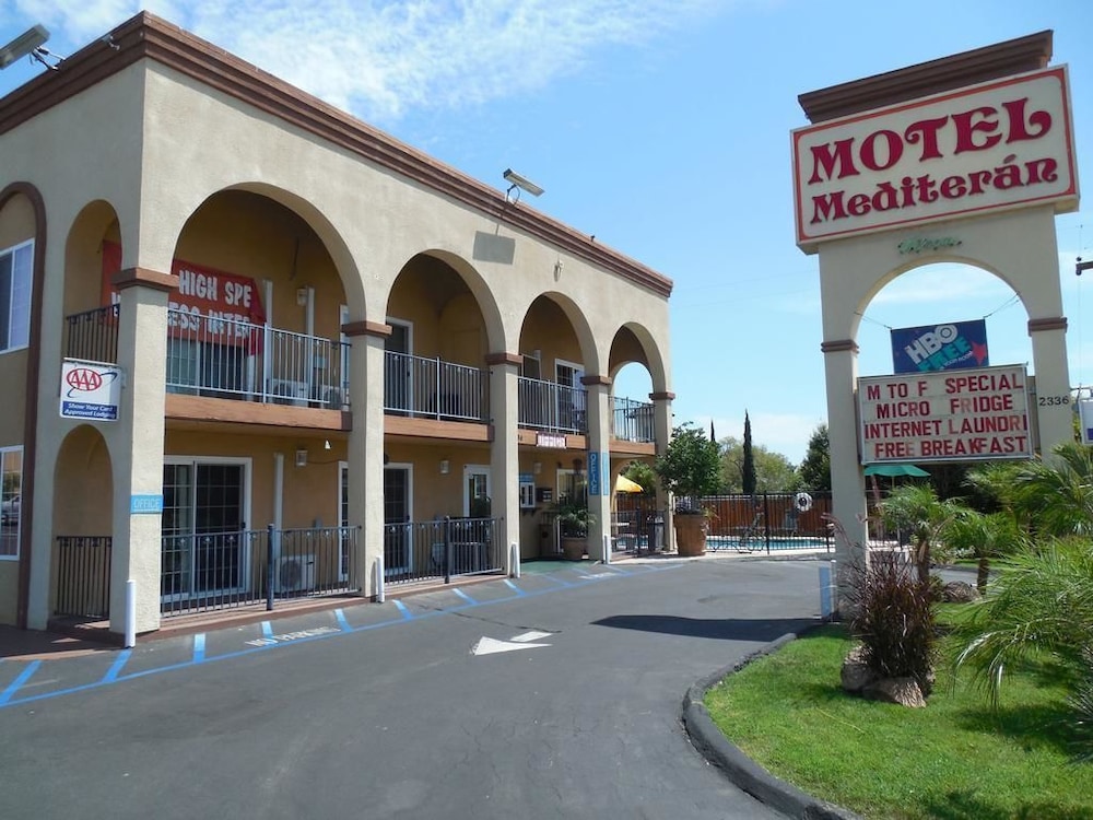 Motel Mediteran Escondido in Escondido, United States