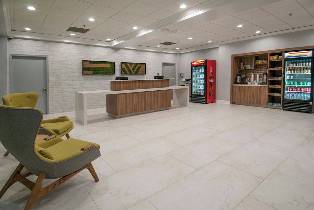 Four Points by Sheraton Alexandria - photo 3