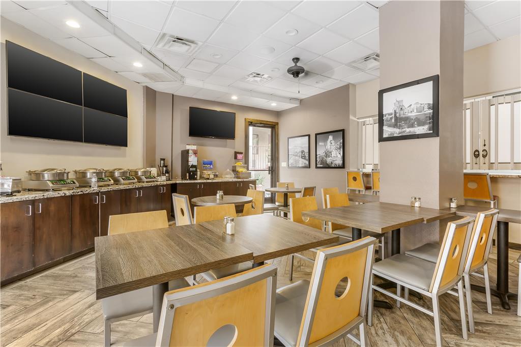 Best Western InnSuites Tucson Foothills Hotel & Suites - photo 105