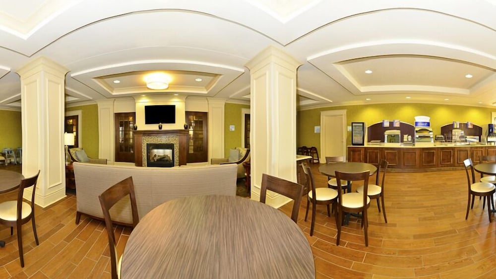 Holiday Inn Express & Suites Williston by IHG - photo 37