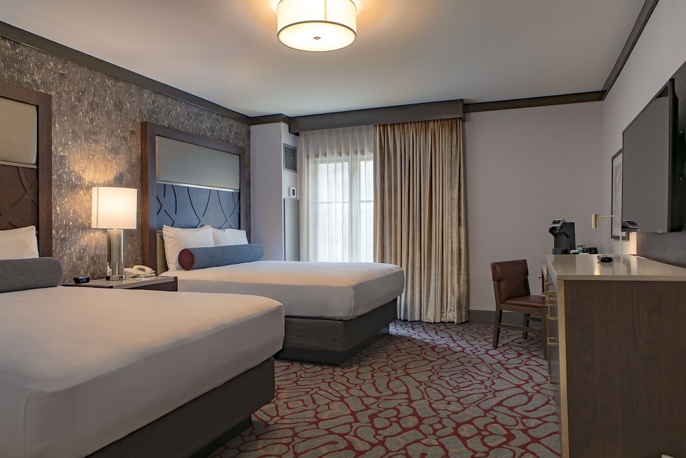 Horseshoe Black Hawk A Caesars Rewards Destination - photo 10