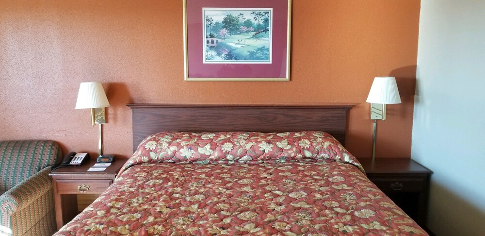 Sweetwater Inn - photo 6