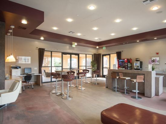 Sunshine Suites at Mission Valley - photo 7