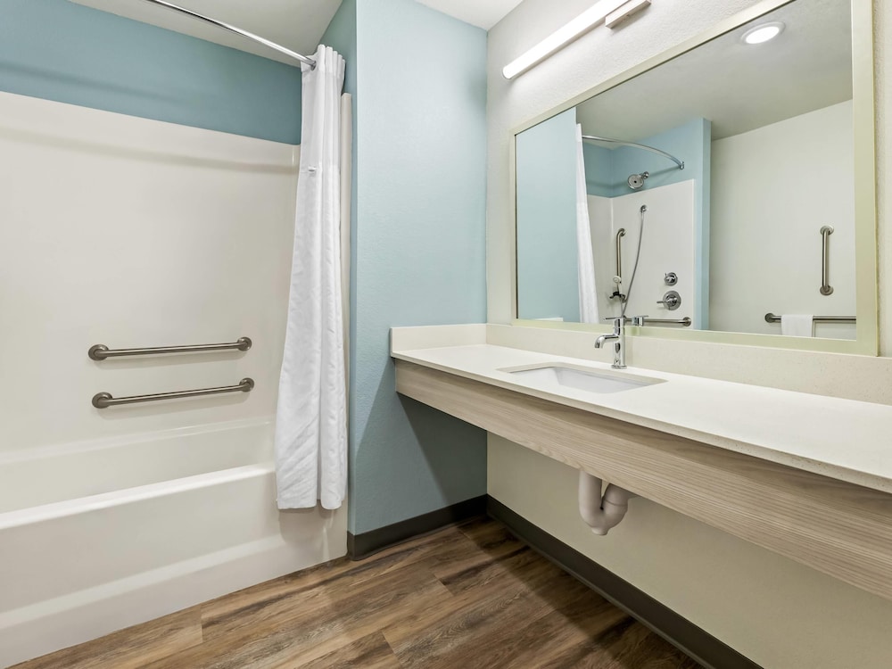 WoodSpring Suites Prattville Montgomery North - photo 6