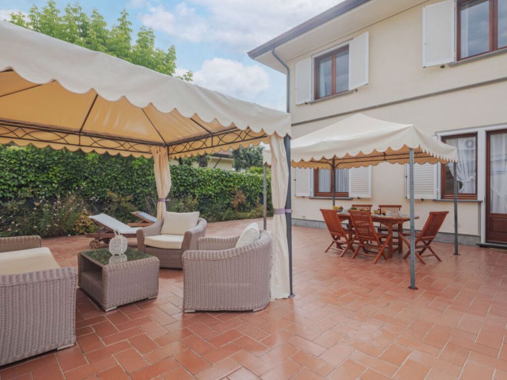 Holiday Home Rosa dei Venti by Interhome — 4-Star Luxury Hotel in Camaiore, Italy