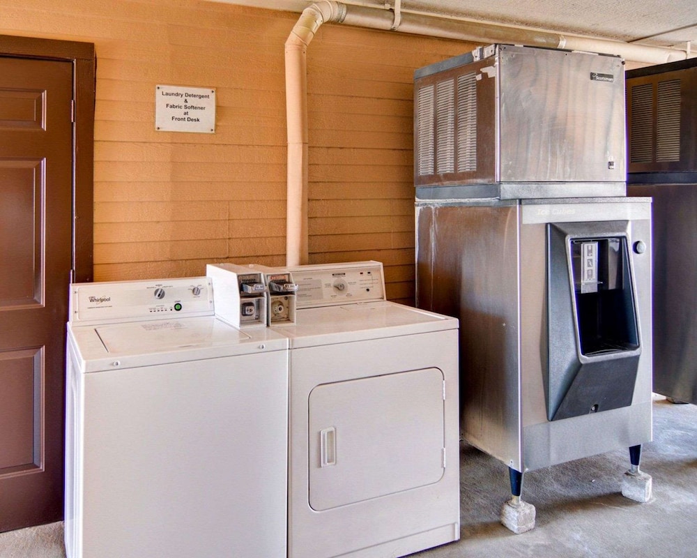 Super 8 by Wyndham Decatur Texas - photo 41