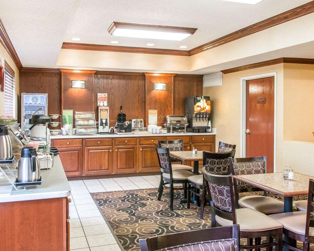 Quality Inn & Suites Niles - photo 101