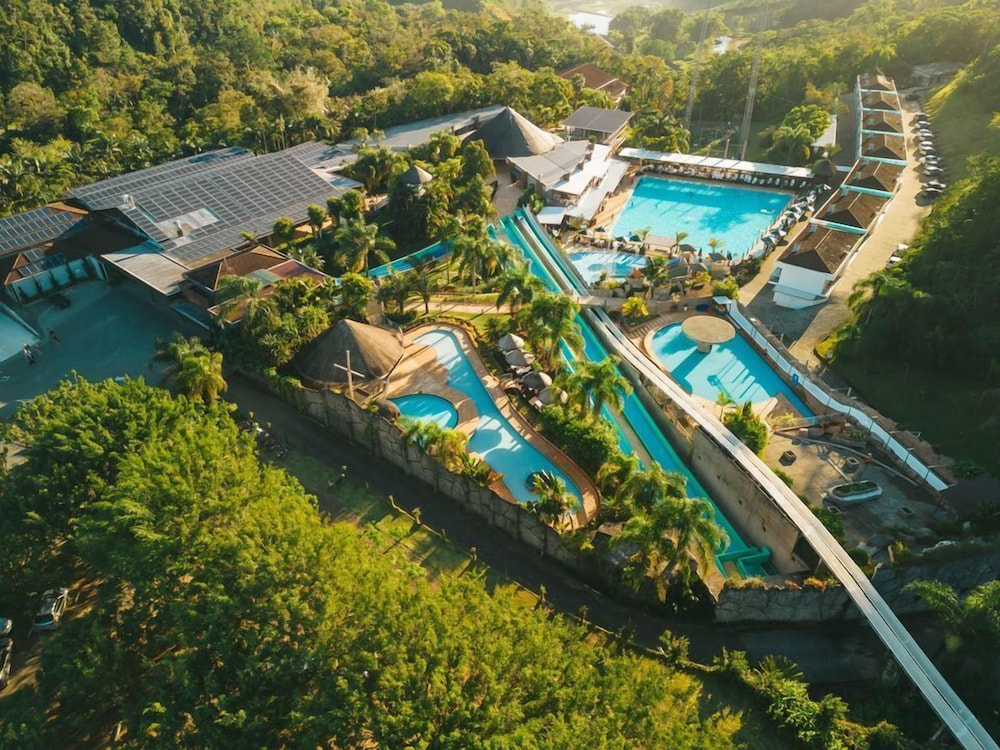 Villa Di Acqua Hotel — Gaspar