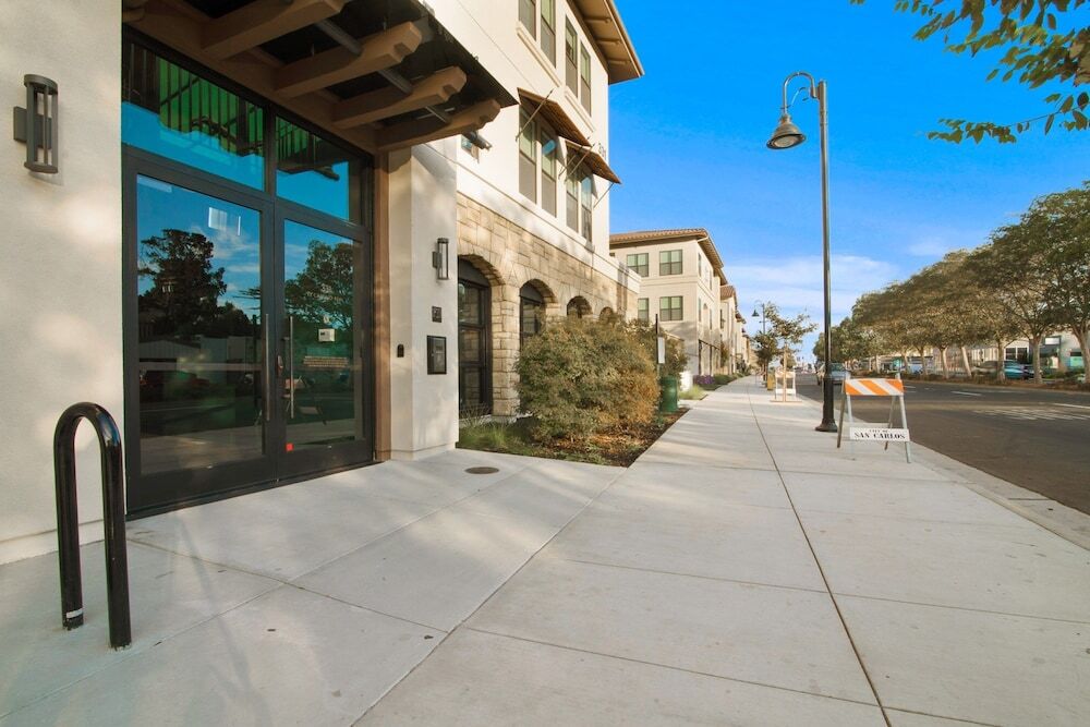 Global Luxury Suites In The Heart Of San Carlos - photo 10