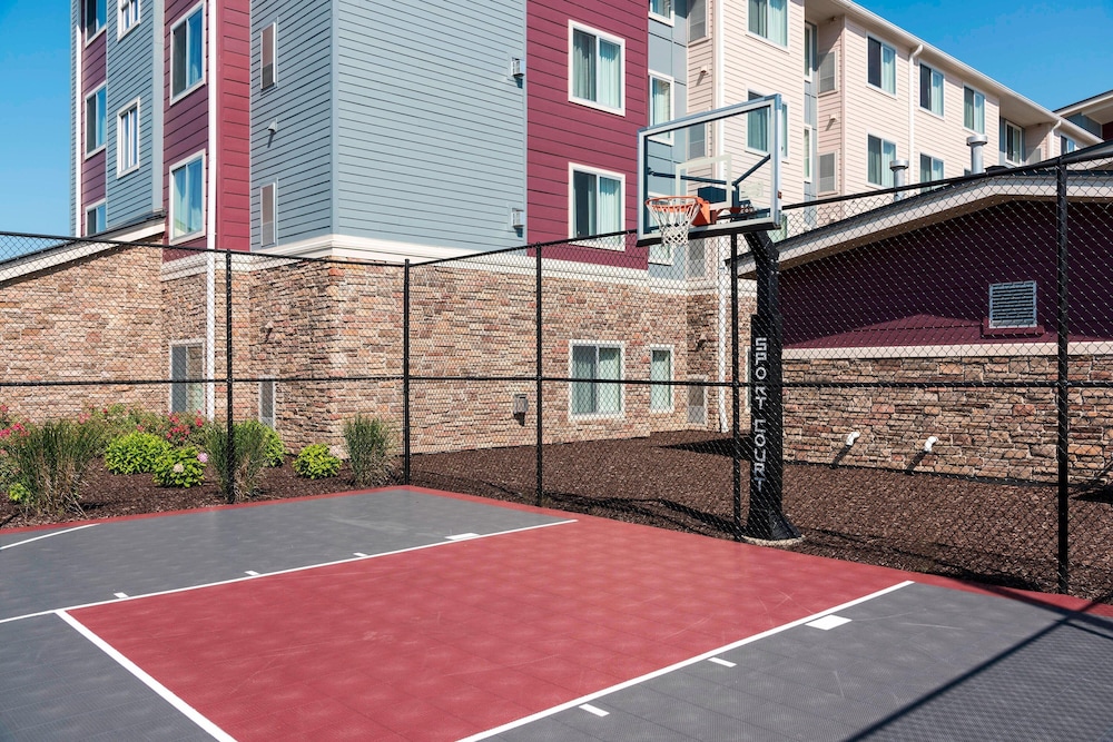 Residence Inn by Marriott Grand Rapids Airport - photo 20