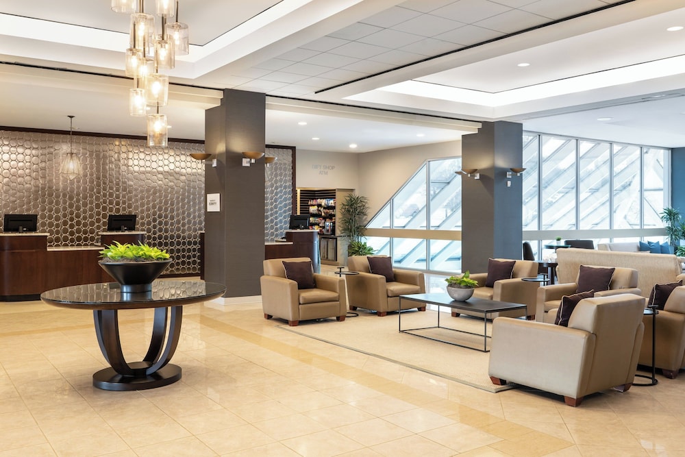 Sheraton Detroit Novi Hotel - photo 2