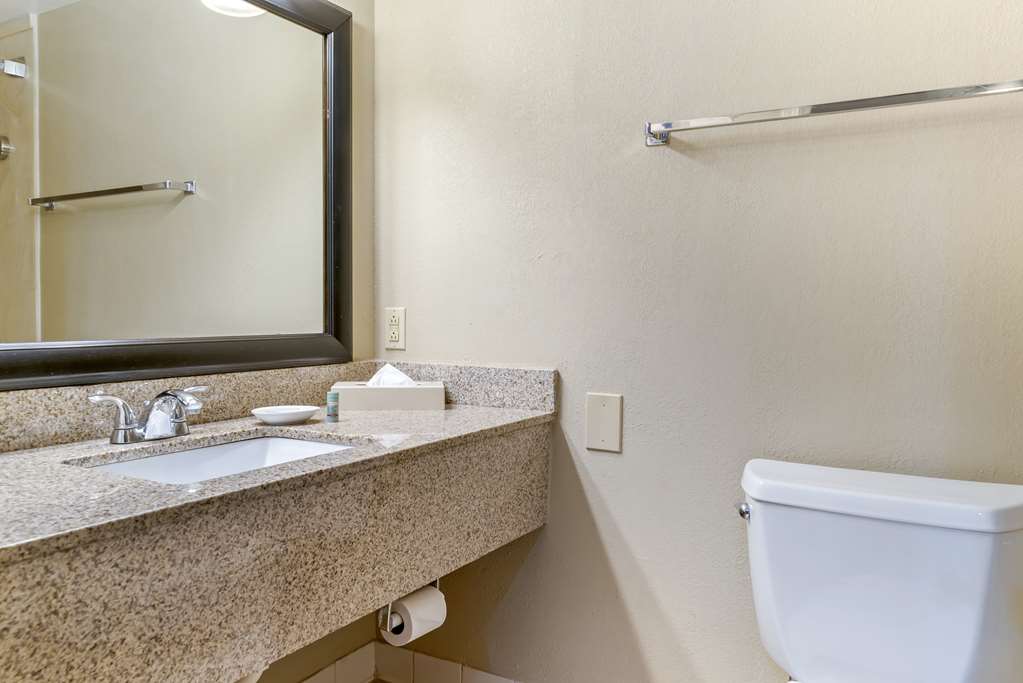 Best Western Greenfield Inn - photo 51