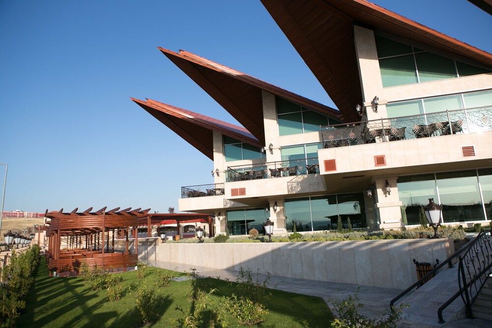 Kronos Hotel — hotel in Golbasi