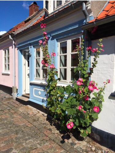 Smølfehuset i Marstal in Marstal, Denmark