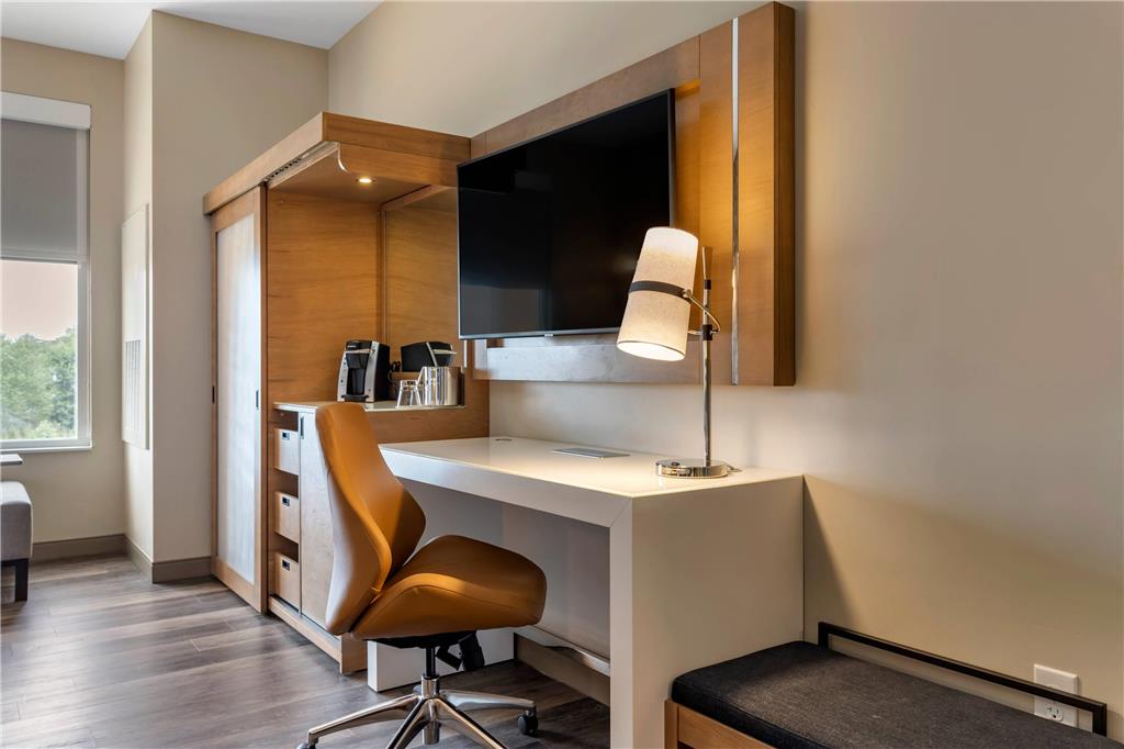 DoubleTree by Hilton Greenville Woodruff Road - photo 15