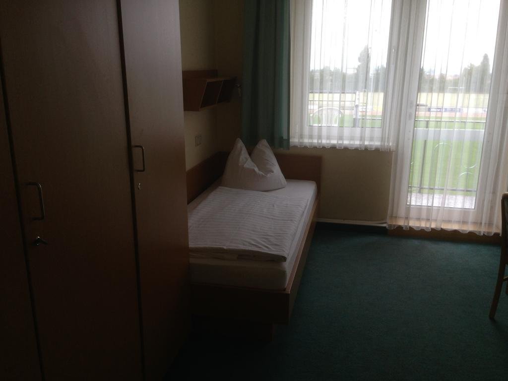 Hotel zum Sportforum in Blankenburg, Germany