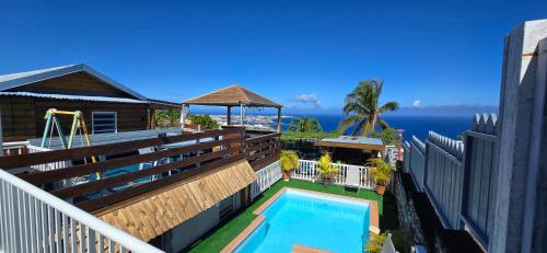 Sous le soleil de la Reunion in La Possession, Réunion