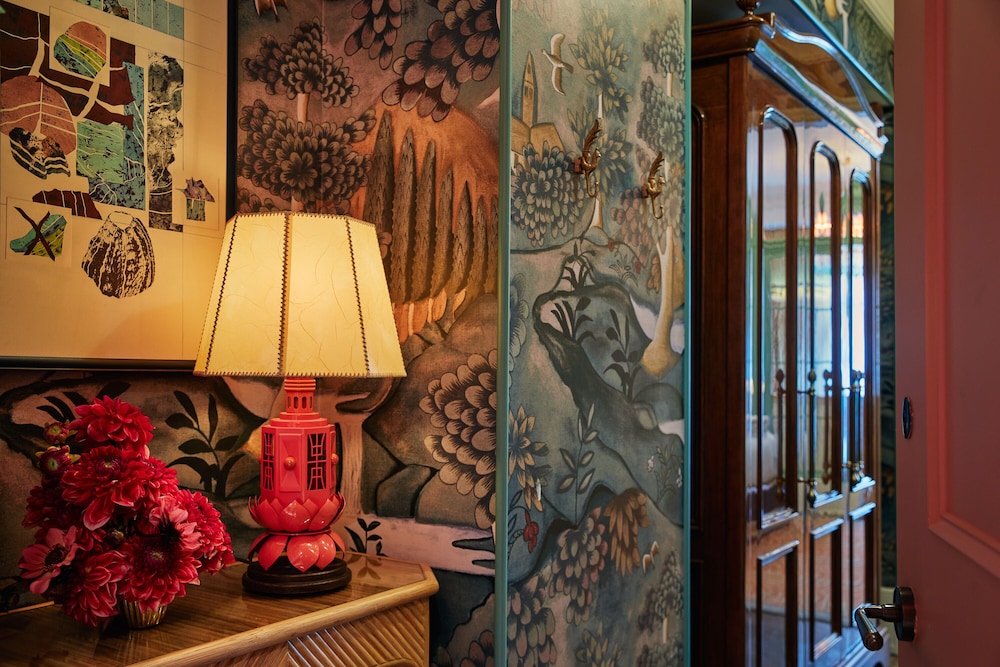 The Fifth Avenue Hotel - photo 17