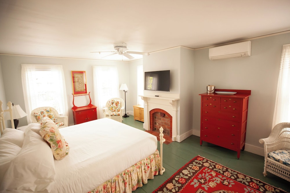 Yellow House Inn - photo 20