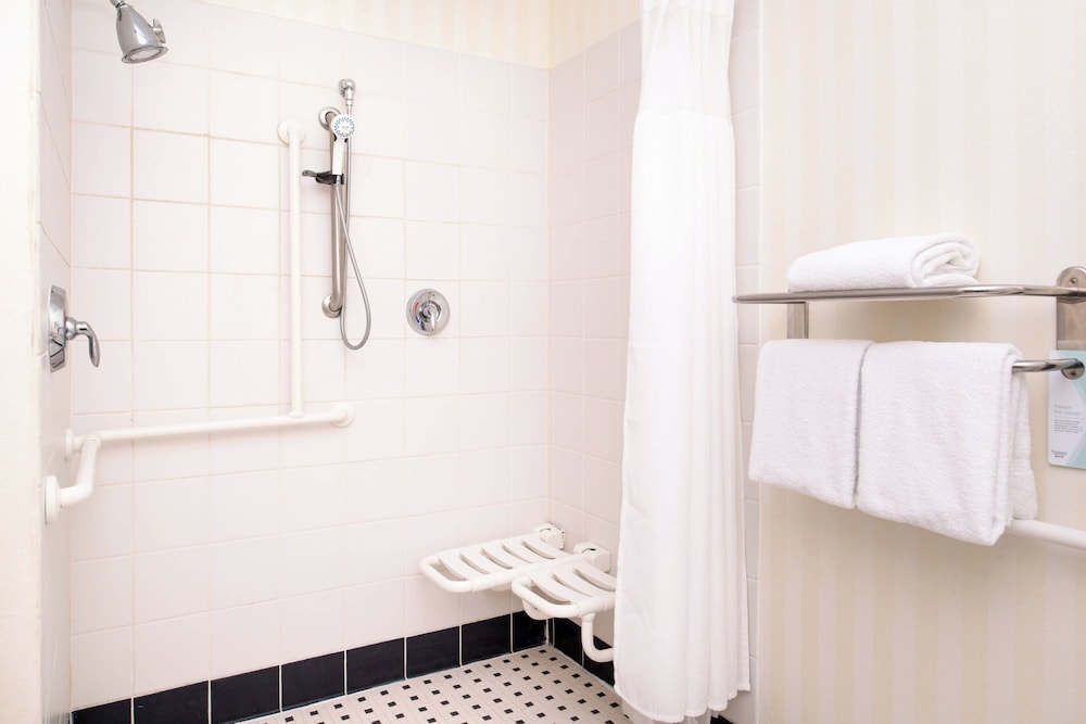 Fairfield Inn & Suites by Marriott San Antonio NE Schertz - photo 32