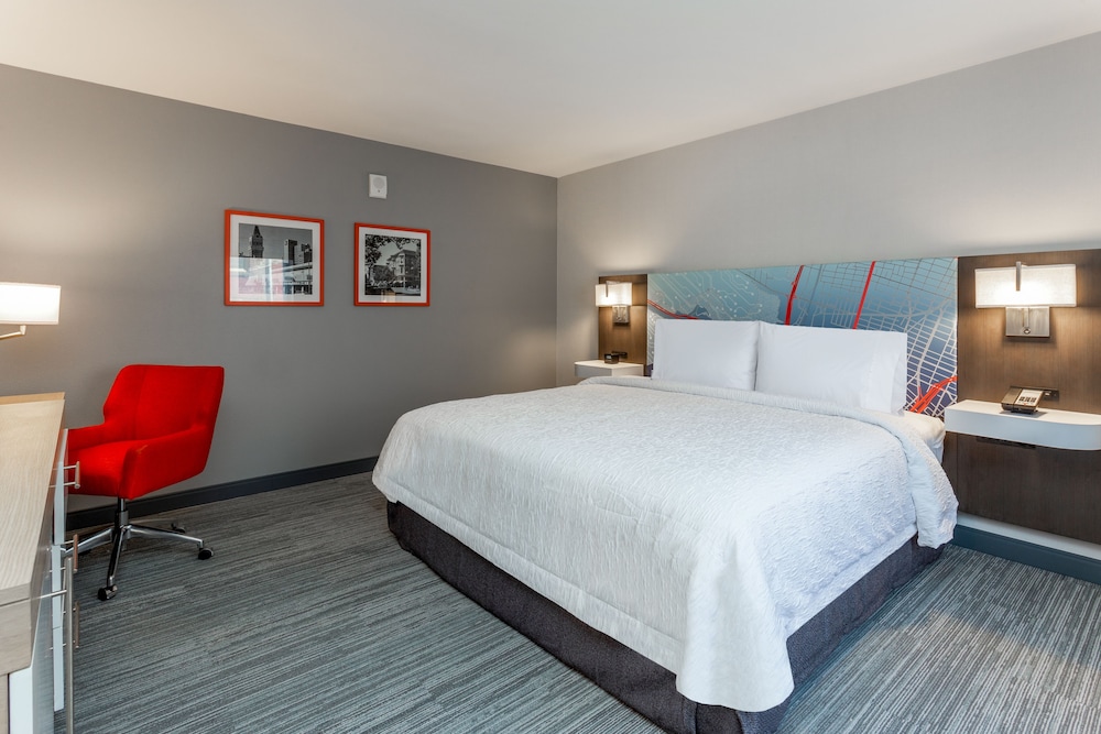 Hampton Inn Oakland Downtown City Center - photo 6