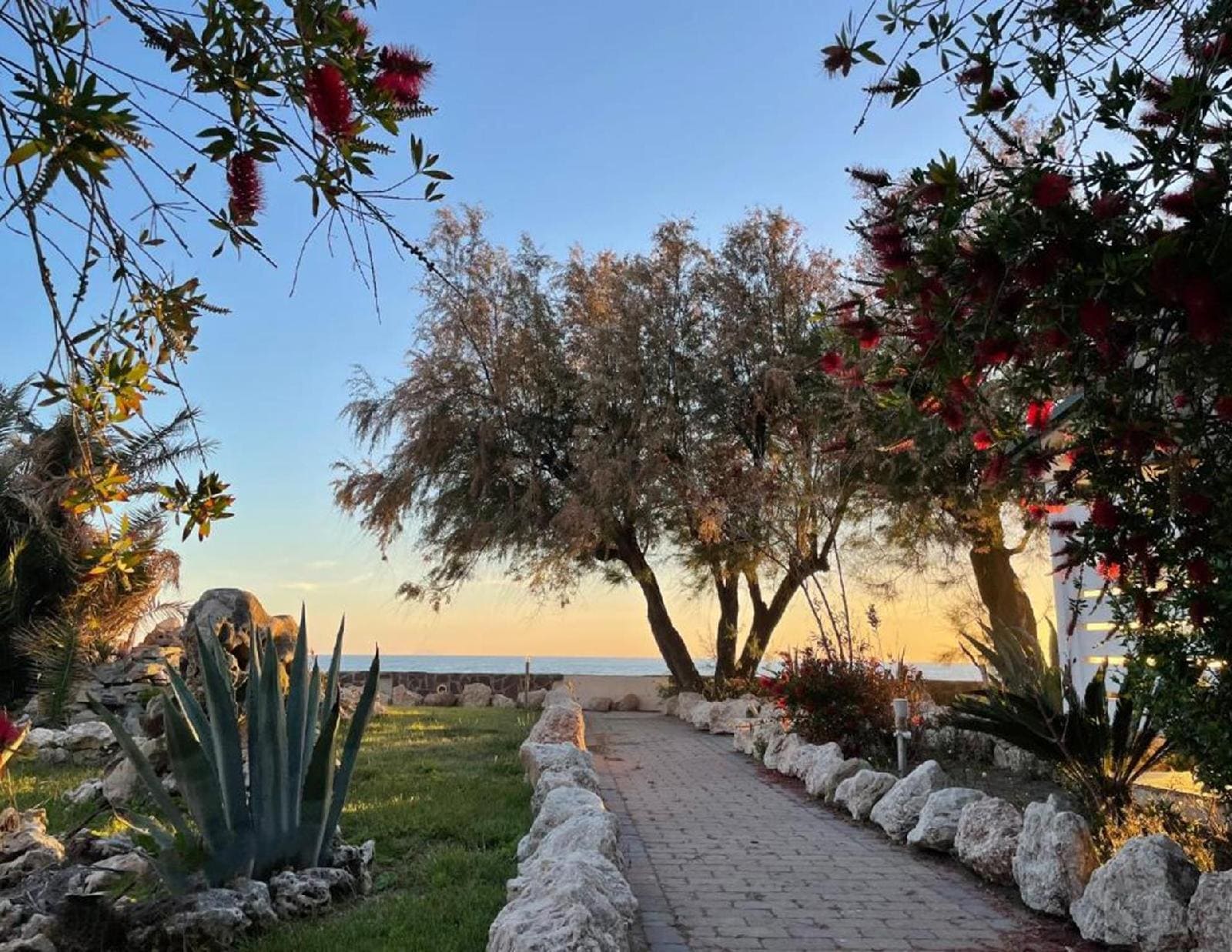 Le Mandrelle Beach Resort — 4-Star Luxury Hotel in Amantea, Italy
