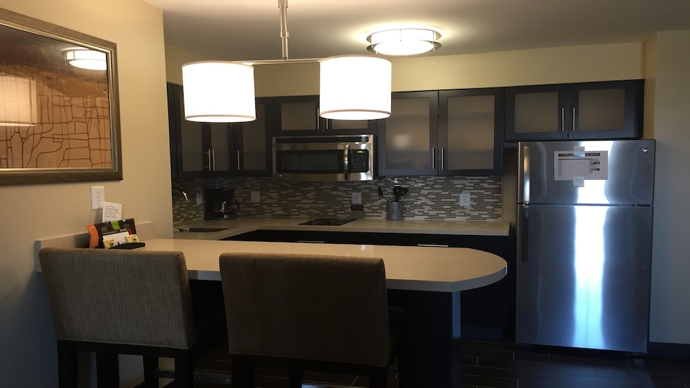 Staybridge Suites Merrillville an IHG Hotel - photo 2