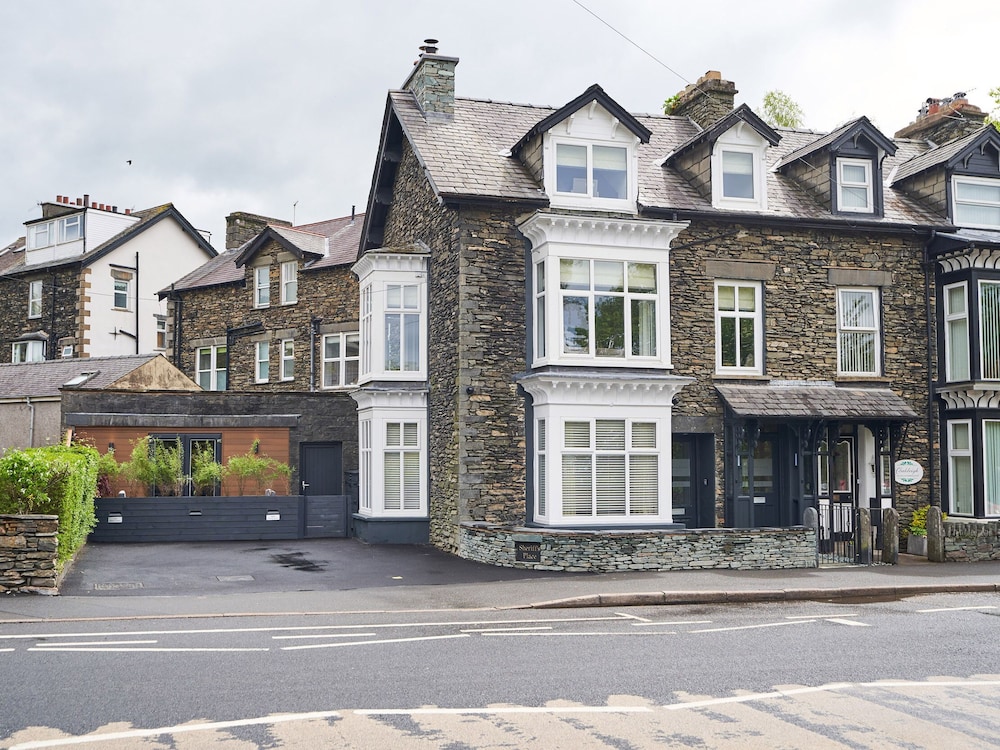 Lower Sheriff's Place — 4-Star Luxury Hotel in Windermere, United Kingdom