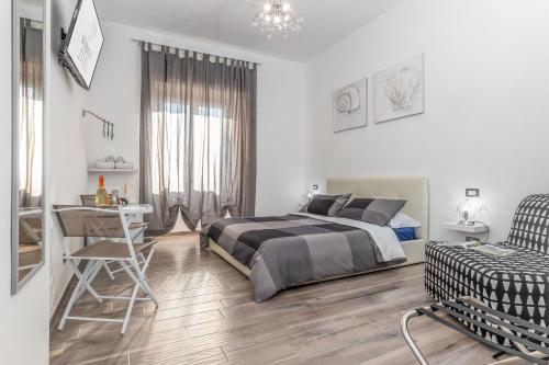 Scirocco Rooms in Civitavecchia, Italy