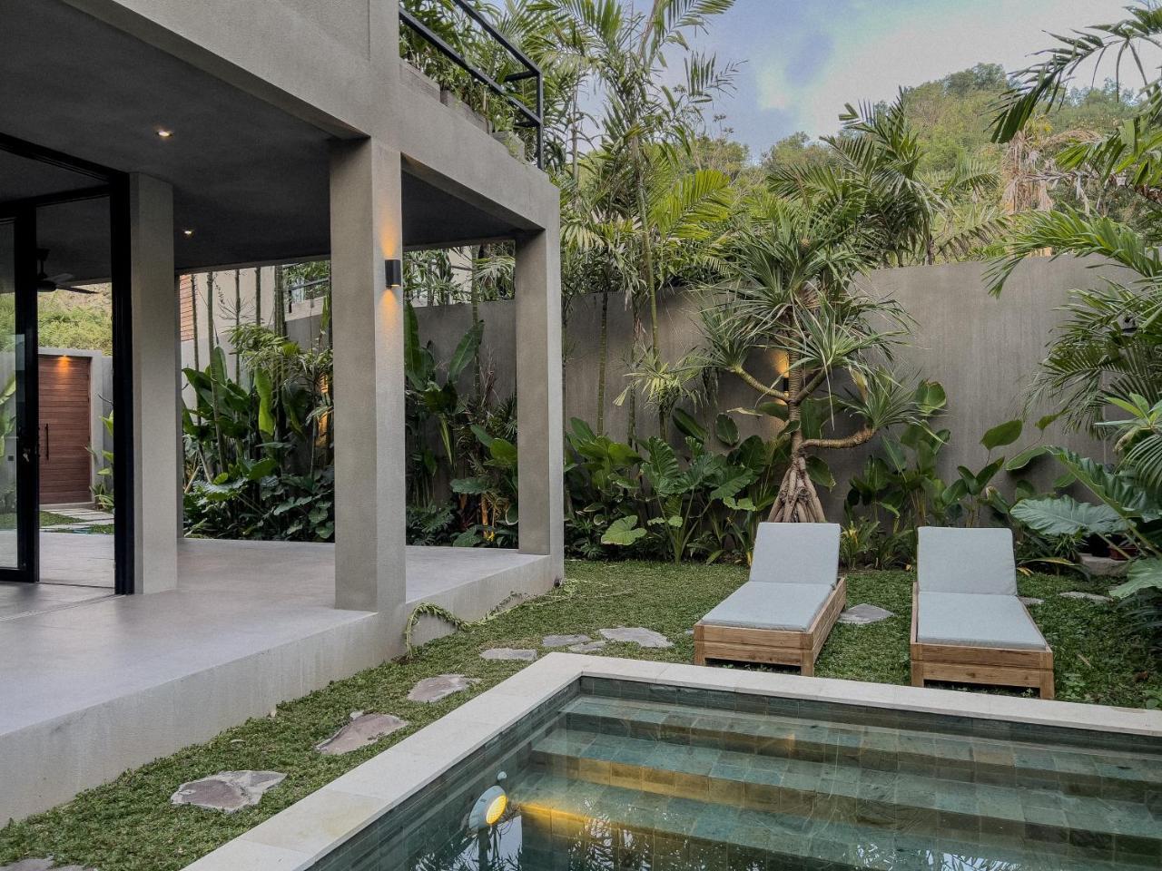 Aloha Villas Modern villas with private pool and lush gardens — 4-Star Luxury Hotel in Kuta, Indonesia
