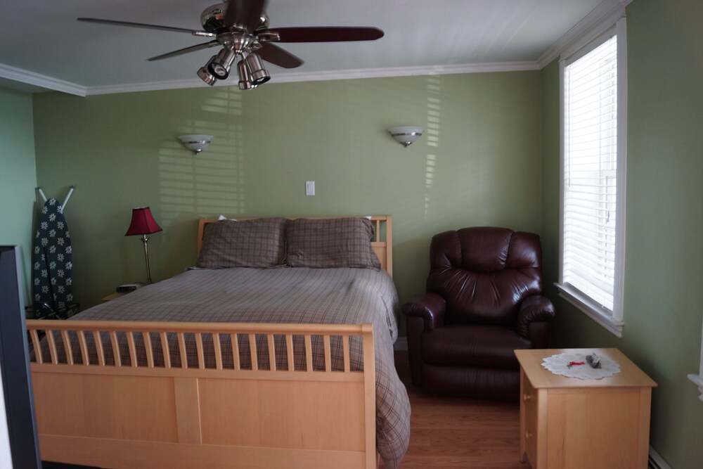 Dolan’s Silver in Pictou, Canada