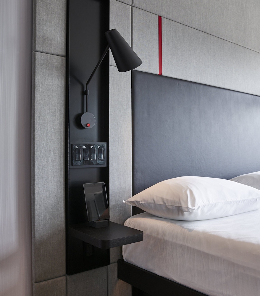citizenM Seattle Pioneer Square - photo 43