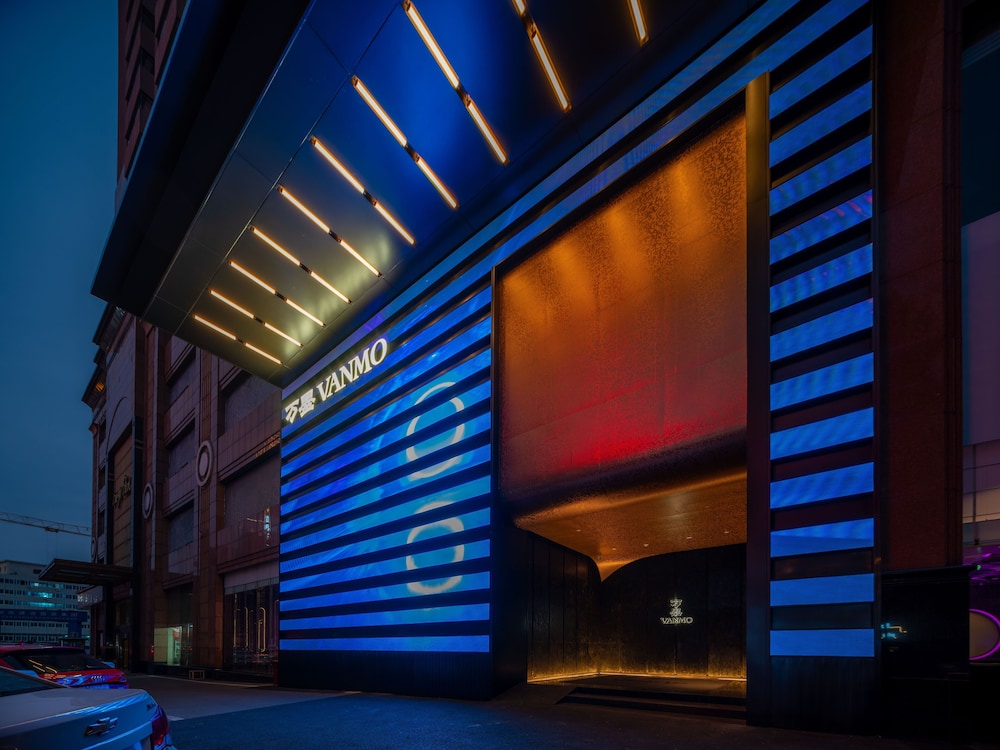 Vanmo Hotel - carbon neutral hotel in Changsha